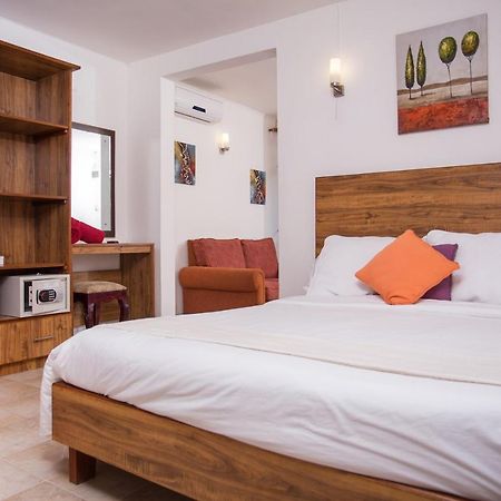 Talamba Blue Bed and Breakfast Blue Bay Buitenkant foto