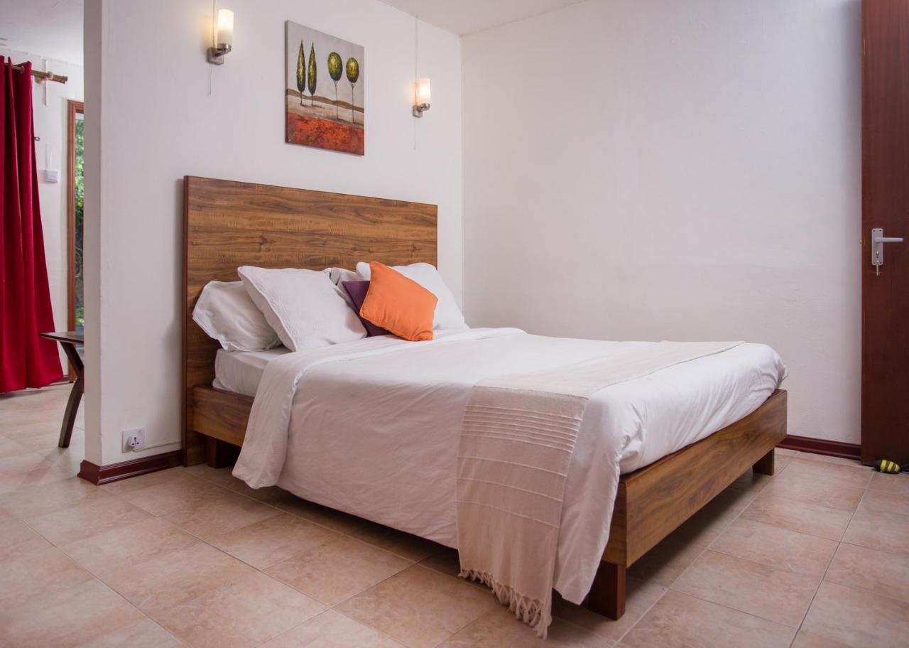 Talamba Blue Bed and Breakfast Blue Bay Buitenkant foto